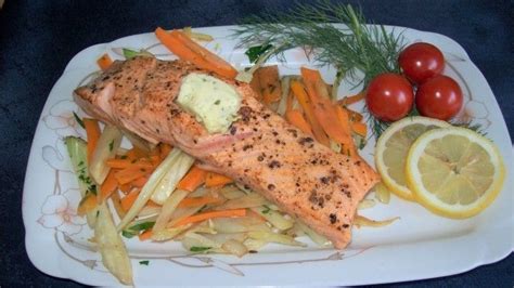 Lachs auf Fenchel Möhren Gemüse Rezept Frag Mutti