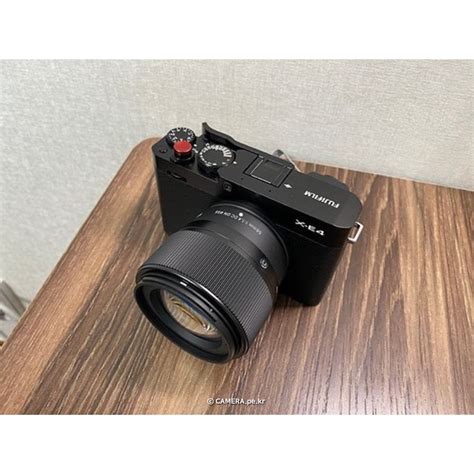 후지필름 X E4 시그마 C 56mm F14 Dc Dn 디자인 및 무게