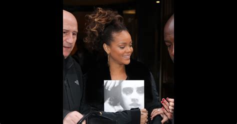 Rihanna Une coquine qui dépense sans compter dans un sex shop parisien Purepeople