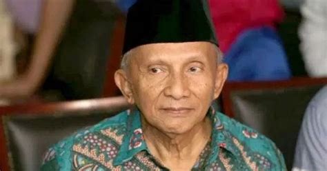 Info Terbaru: Amien Rais soal Rencana PAN Gabung Jokowi: Jangan Rabun Ayam