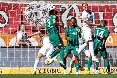 Verrücktes Tor Spektakel beim Augsburger 4 4 gegen Gladbach