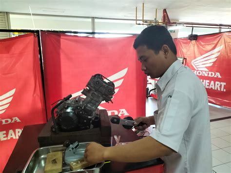 Teknisi MPM Honda Jatim Siap Adu Ketrampilan Di The 27th Astra Honda