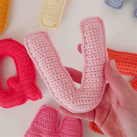 Llavero LETRA A CROCHET CORAZÓN a CROCHET con video paso a paso Mi