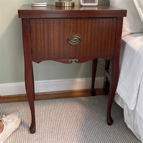 sewing machine with cabinet 3