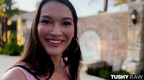 TUSHYRAW Hot Babe Gets Her Ass Gaped XNXX