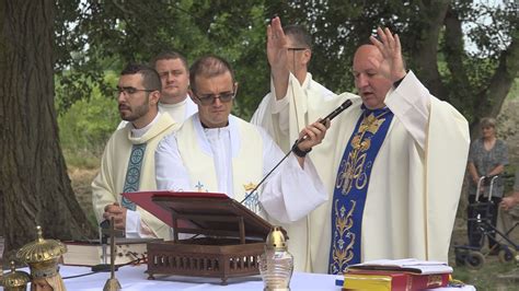 Blagoslov Obnovljene Kapele Srpne Gospe Na Vodici Kod Onoplje Ika