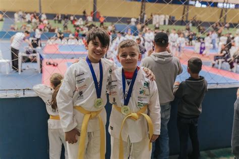 Taekwondo De Toledo Faz Bonito E Conquista 49 Medalhas Na Copa Cascavel