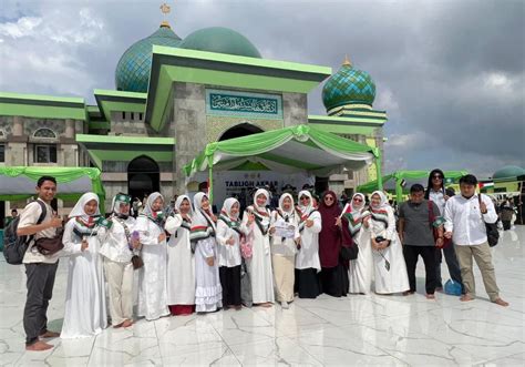 STKIP Aisyiyah Riau Ikut Meriahkan Puncak Milad Ke 111 Muhammadiyah