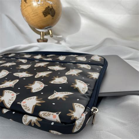 Pochette ordinateur 15 pouces envolée sauvage Papa Pique et Maman Coud