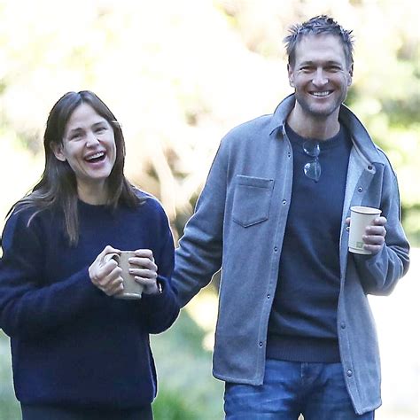 Jennifer Garner & Boyfriend John Miller Step Out in Rare Public Outing