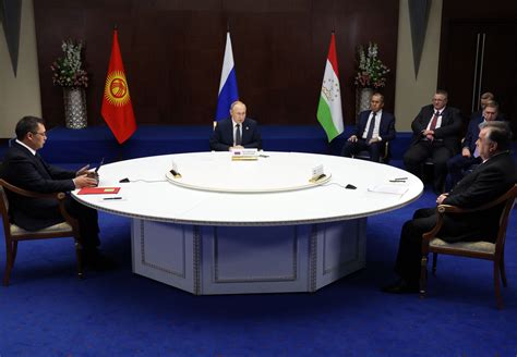 Putin Steps in to Mediate Border Dispute Between Two Other Nations ...