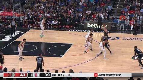 Terance Mann with a dunk vs the Portland Trail Blazers - Yahoo Sports