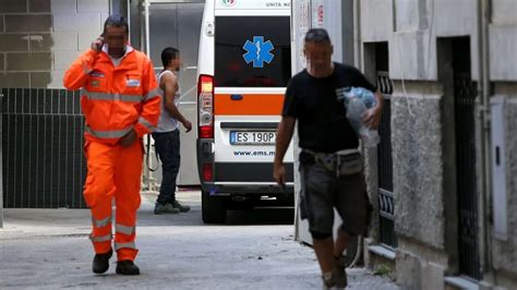 Dramma Nel Cantiere Della Metropolitana A Napoli Operaio 60enne Muore