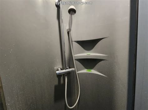 How To Use Hot And Cold Showers In Hotel Bathroom