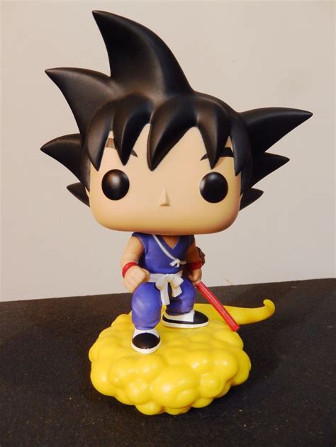 Goku Funko Pop Personajes Navidad Porcelana