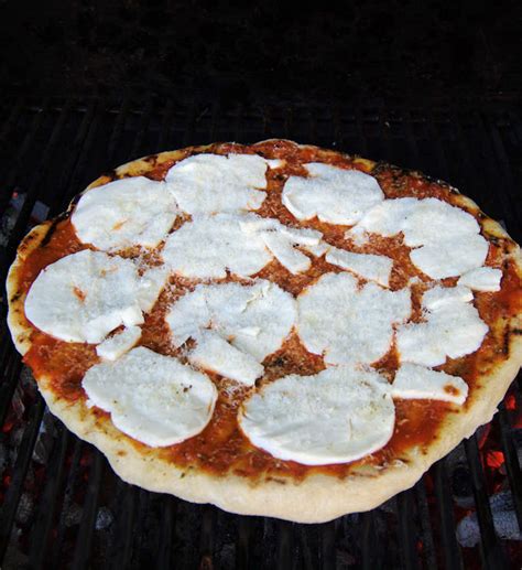 How To Make Charcoal Grilled Pizza Baking Sense®