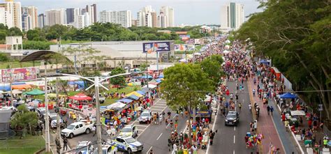 Corso De Teresina Re Ne Foli Es Na Avenida Raul Lopes Galeria De