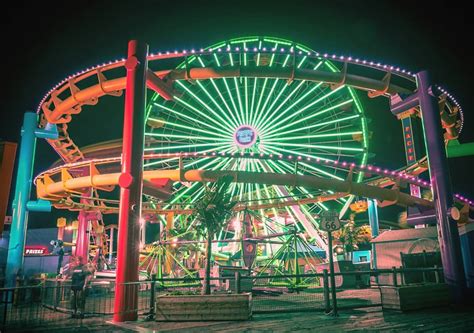 Earth Day Ferris Wheel Lighting At The Santa Monica Pier Pacific