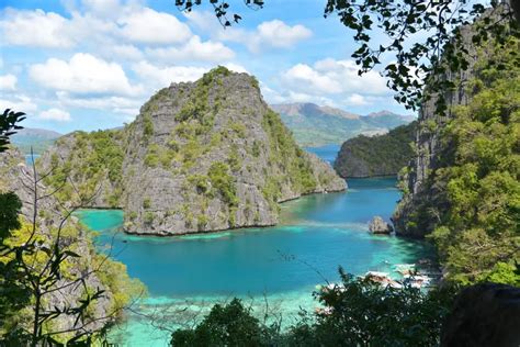 Palawan Attractions: Top Places to Visit in the Philippines' Island Paradise - EscapeNormal