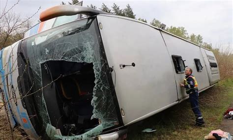 U Ma Arskoj Se Prevrnuo Autobus Iz Srbije