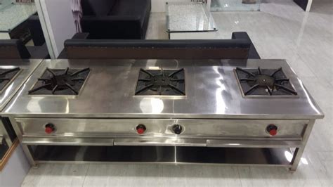 Lpg Three Burner Chinese Gas Range For Restaurant At Best Price In Surat