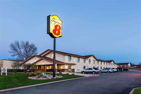 Super 8 Hotel Spirit Lake, IA - See Discounts