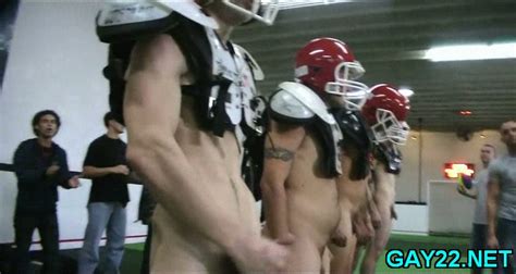 Masseur Stretches Male Pussy BoyFriendTV