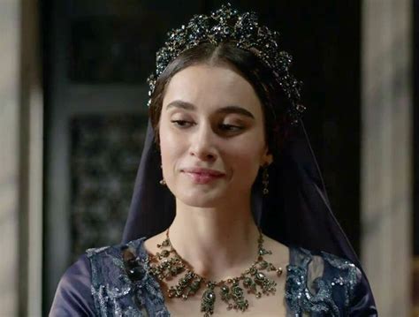 Pin By Vanessa On Turhan Sultan Costume Crown K Sem H Rrem Sultan