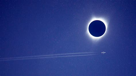 This Delta Flight Will Chase the Solar Eclipse on April 8 – MSNBCTV NEWS