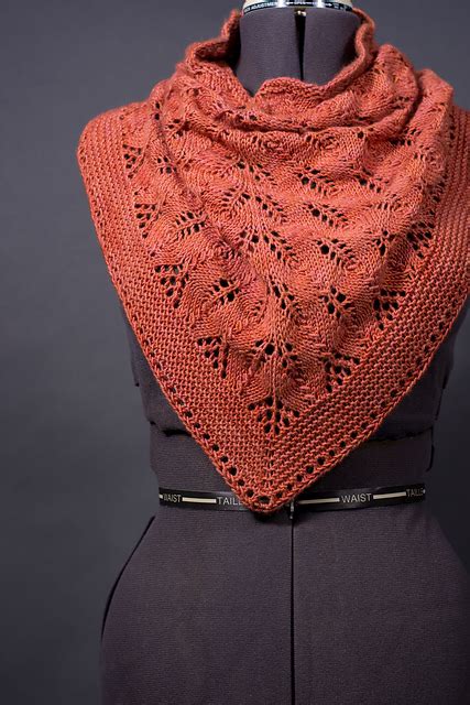 Ravelry Faded Rose Cowl Pattern By Kelene Kinnersly