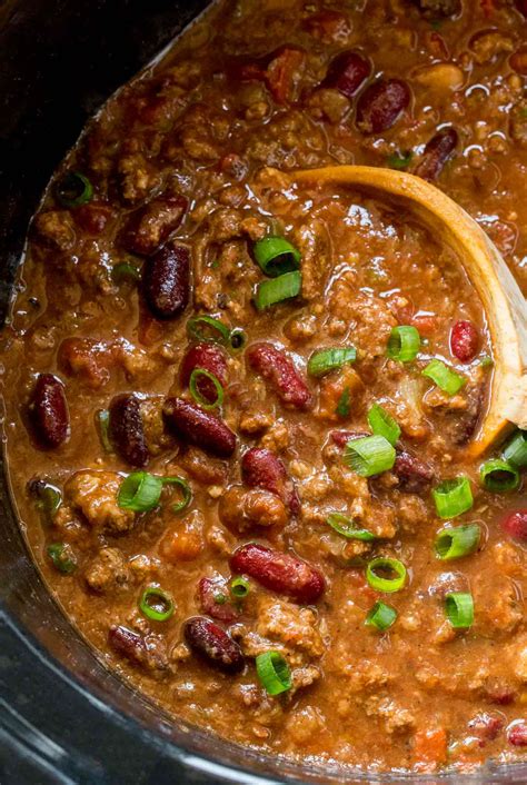 Slow Cooker Beef Chili {Crockpot Chili} [VIDEO] - Dinner, then Dessert