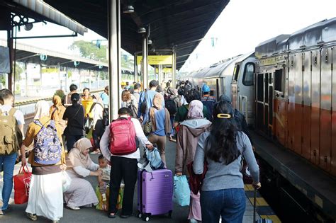 Kai Daop 3 Cirebon Catat Jumlah Pelanggan Ka Sebanyak 14 Juta Sampe