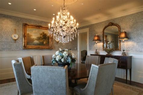 20 Gorgeous Dining Rooms with Beautiful Chandeliers