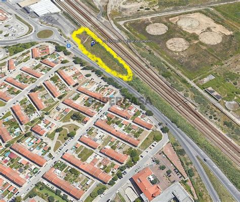 Terreno para arrendamento na Rua dos Girassóis SUPERCASA