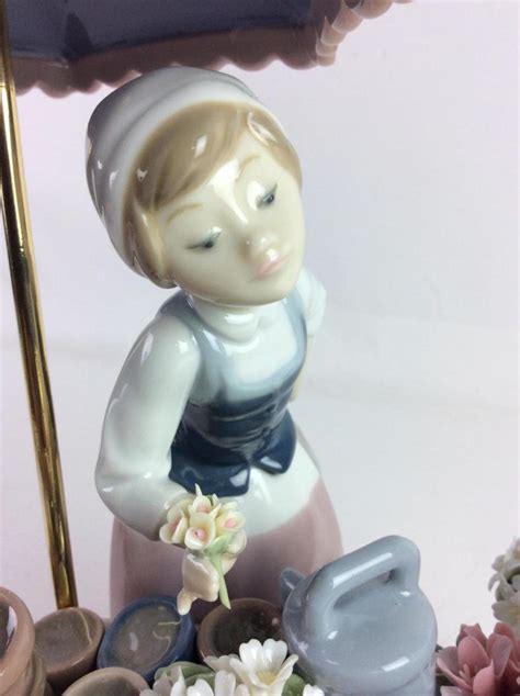 Lladro Flowers Of The Season Figurine 1454