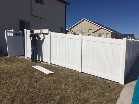 Summer Sale On Vinyl Fence