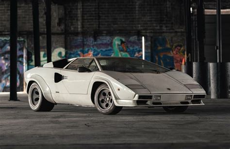 Lamborghini Countach 2022 Interior