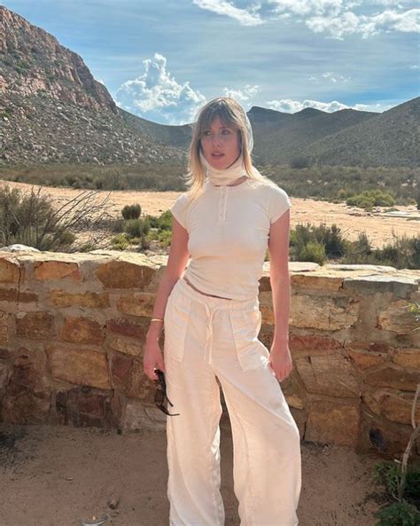 X Factor Star Diana Vickers Looks Completely Different In Tiny Bikini 15 Years After Talent Show
