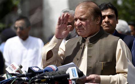 Pakistan Court Disqualifies Prime Minister Nawaz Sharif Over Corruption