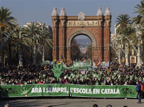 Cuixart Davant D Aquest Nou Atac Al Model D Escola Catalana Ens Han