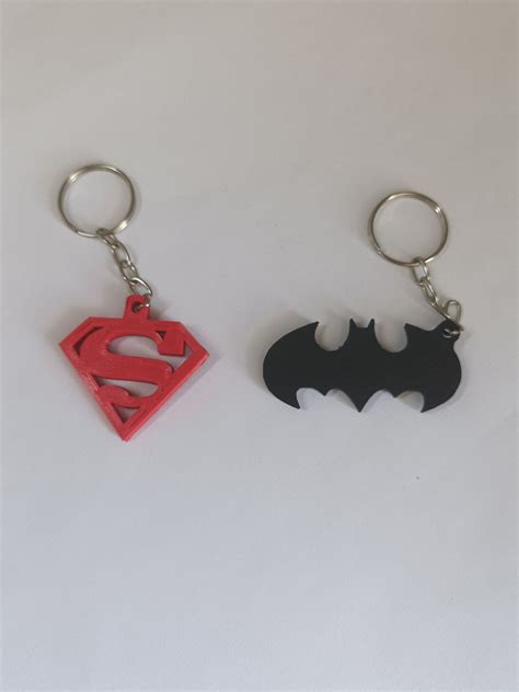 Kit 10 Chaveiros Batman E Superman Cacareco 123d Print Nunca