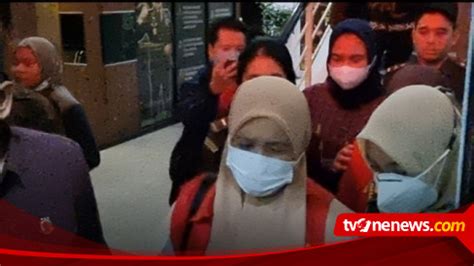 Korupsi Dana BOS 460 Juta Kepala SMK 1 Batam Jadi Tersangka