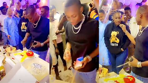 Sidiki Diabat Anniversaire Surprise Par La Famille Diabat Ba Music