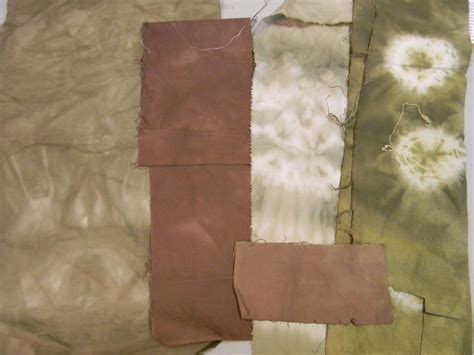 Natural Dye Red Onion Skins Without Iron Mordant Brown With Mordant