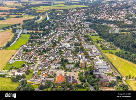 Ortsansicht Mit Westicker Strasse In Frondenberg Sud Hi Res Stock