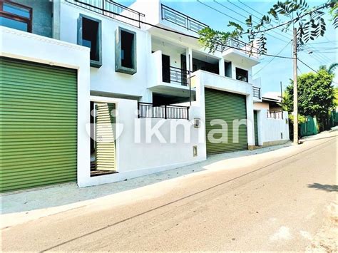 Newly Built Luxury Story House For Sale Thalawathugoda Ikman