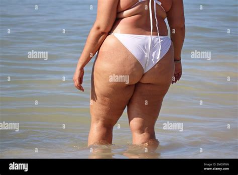 Overweight Girl In A Bikini Hi Res Stock Photography And Images Alamy