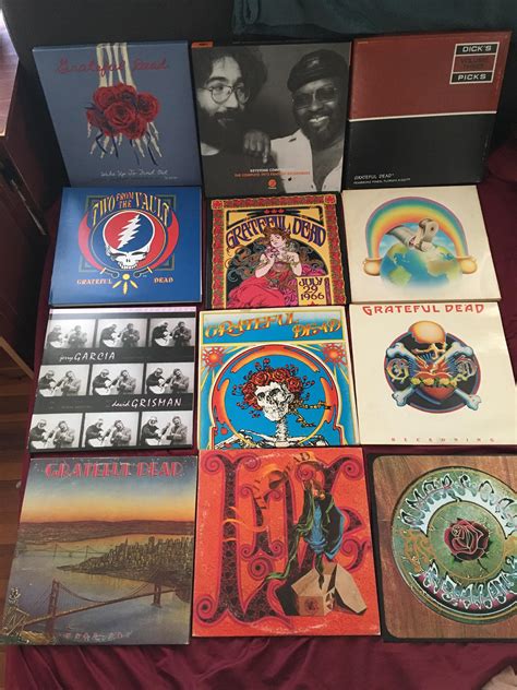 My modest, mostly live Dead and Jerry Vinyl collection. 😍 : r/gratefuldead