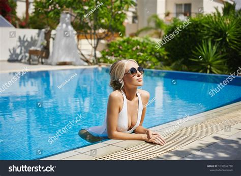 Naked Beautiful Blonde Pool Images Stock Photos Vectors Shutterstock