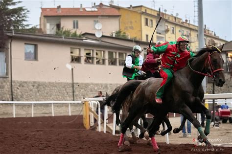 Piancastagnaio La Fotogallery Del Palio La Voce Delpalio